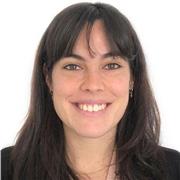 Licenciada en bellas artes ofrece clase de pintura, dibujo técnico y artístico en taller propio